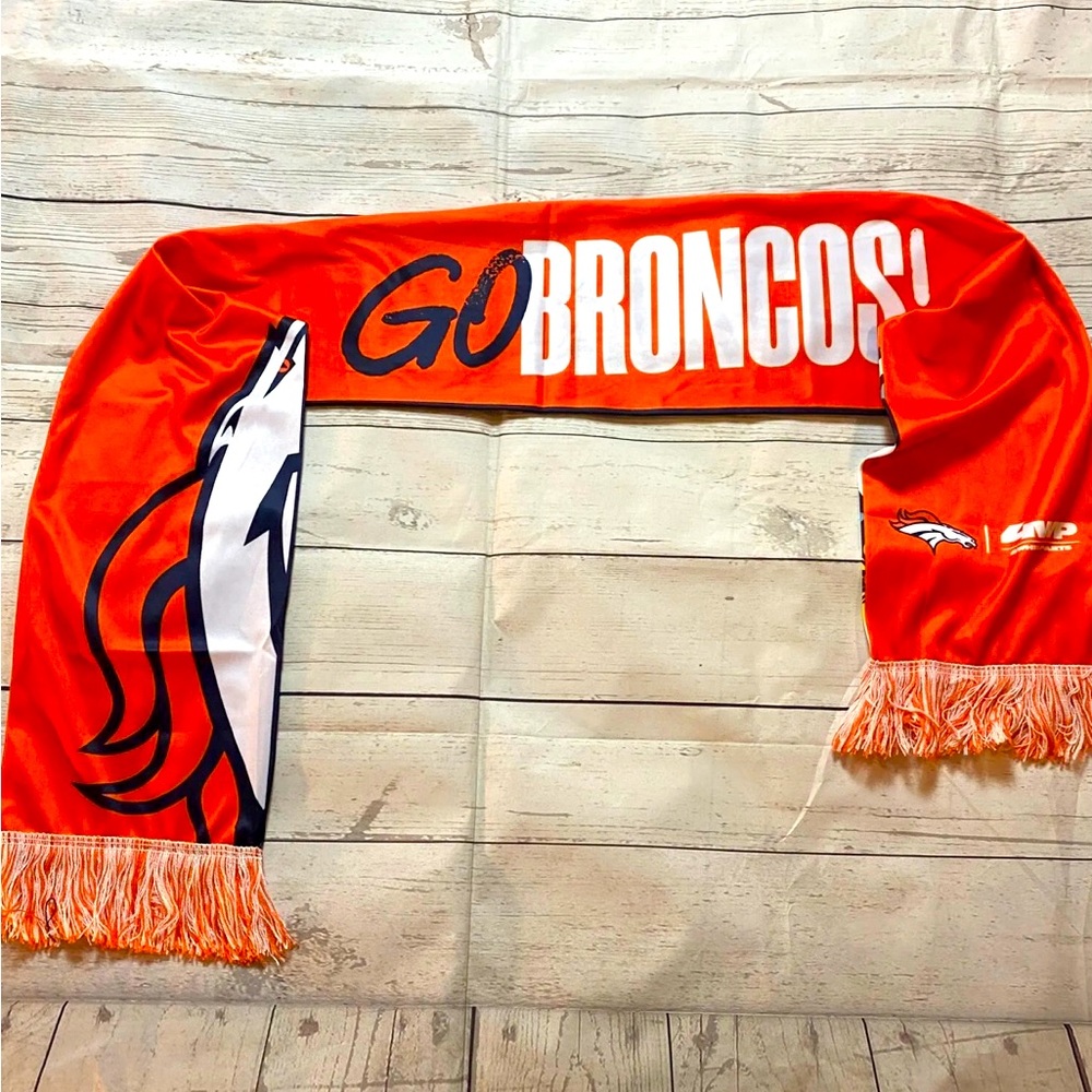 2023 DENVER BRONCOS NFL TEAM SCARF MILE HIGH VAMOS!